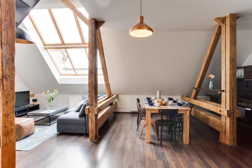 Apartament Unique City Centre Duplex, Castle View, Roof Top Terrace Praga